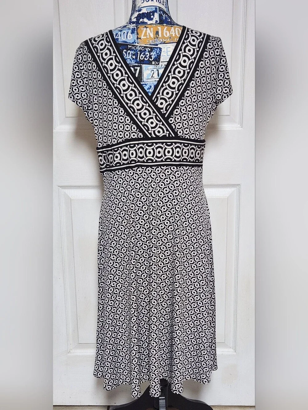 Dressbarn Women's Midi Black & White Dress Size 14 - Picture 3 of 6